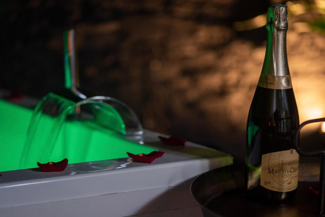 Suites&spa Le Loft Avec Jacuzzi Privatif Hébergement de vacances *